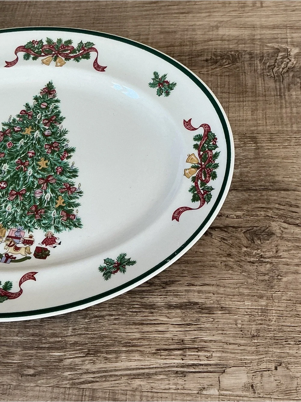 Johnson Brothers Christmas Tree Oval Serving Platter - White, Green, Red, Gold